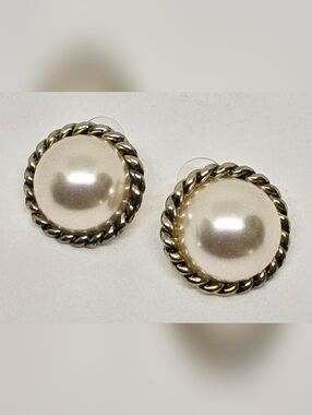 Classic Pearl-Style Gold-Tone Rope Edge Button Earrings